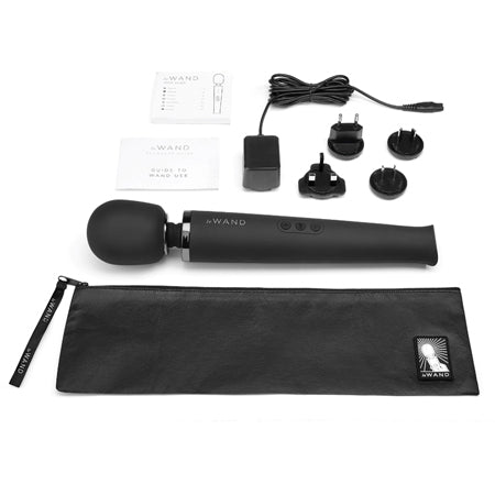71537 Le Wand Rechargeable Massager - Black - Image 1